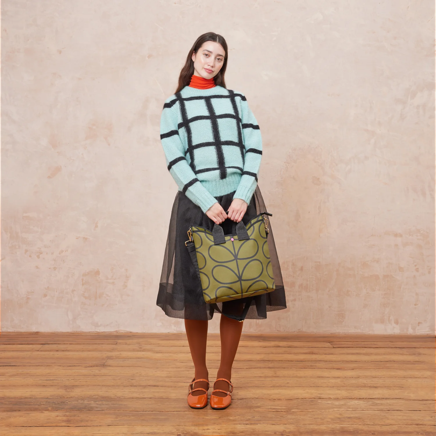 Carrygrab Bucket Bag - Giant Linear Stem Olive - Image 2