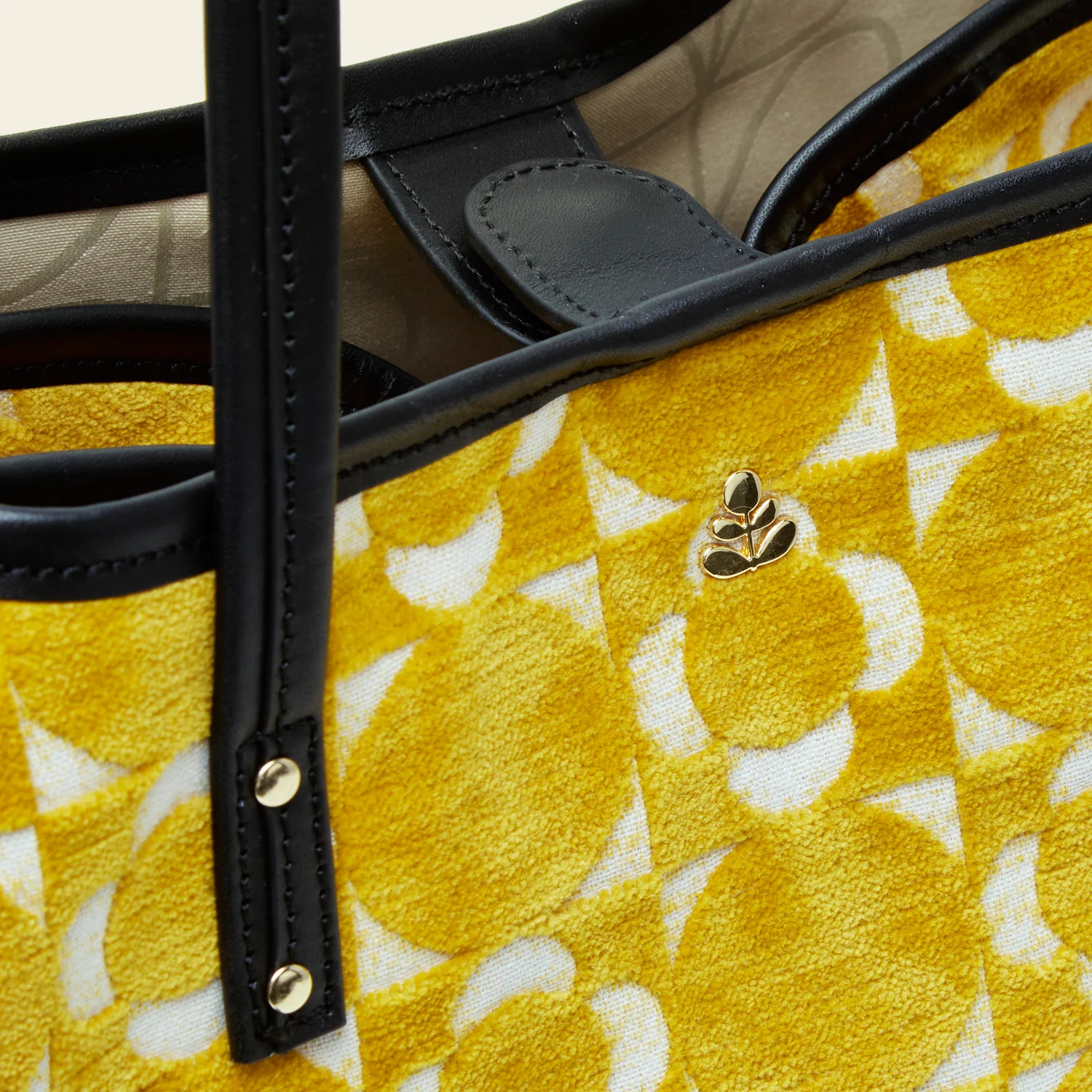 Carrymore Tote - Retro Tile Dandelion - Image 6
