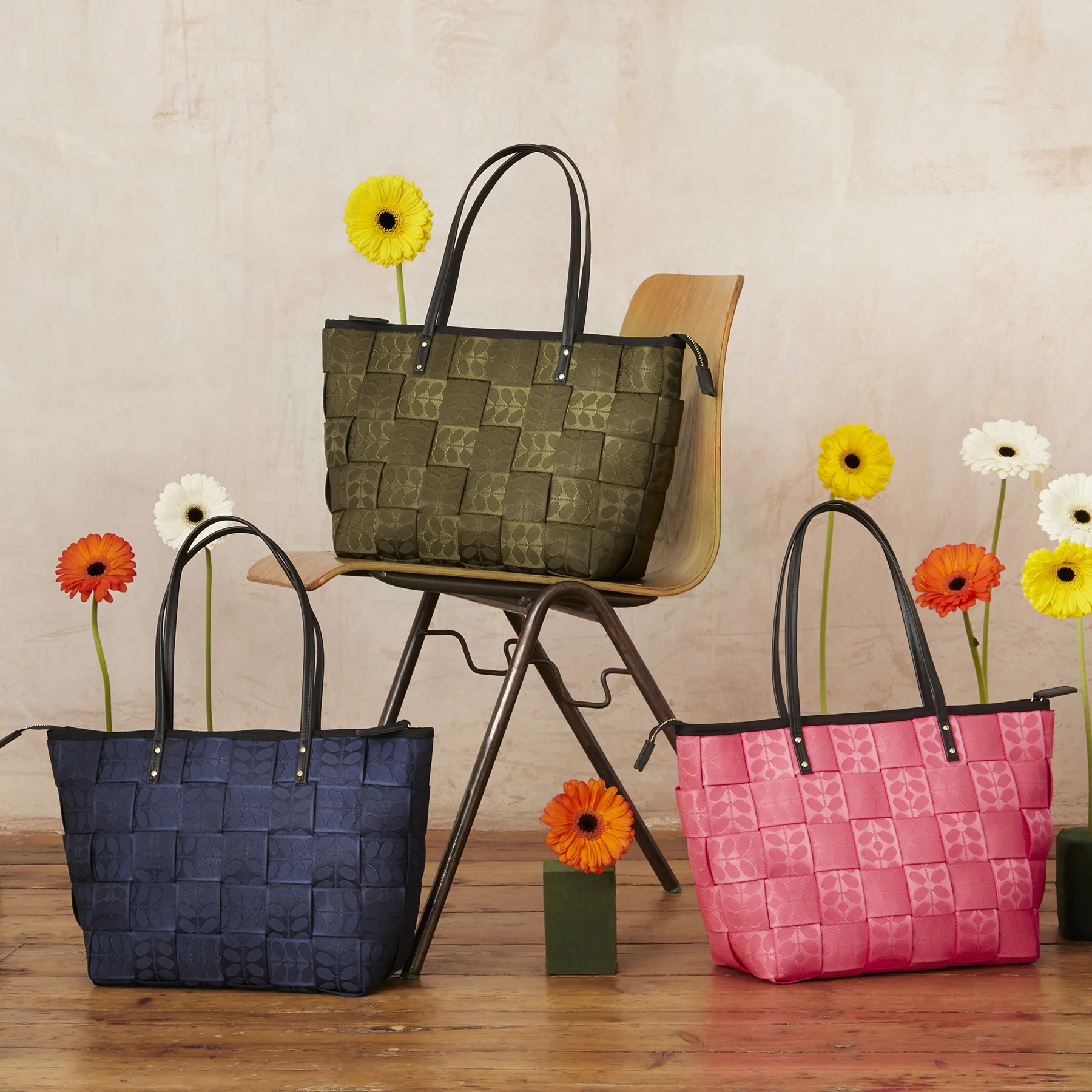 Chrissy Tote - Navy - Image 6