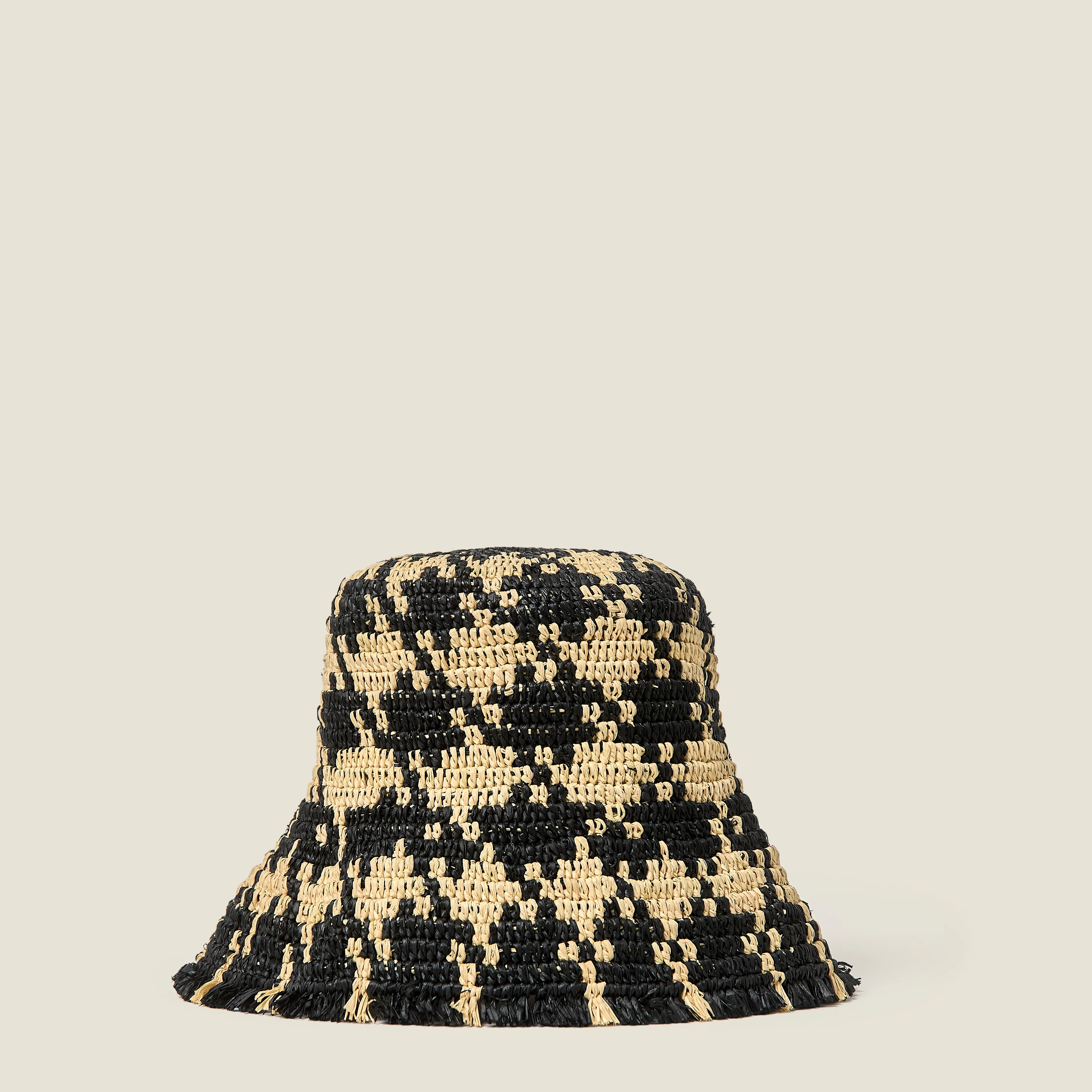 Houndstooth Raffia Bucket Hat - Monochrome - Image 3