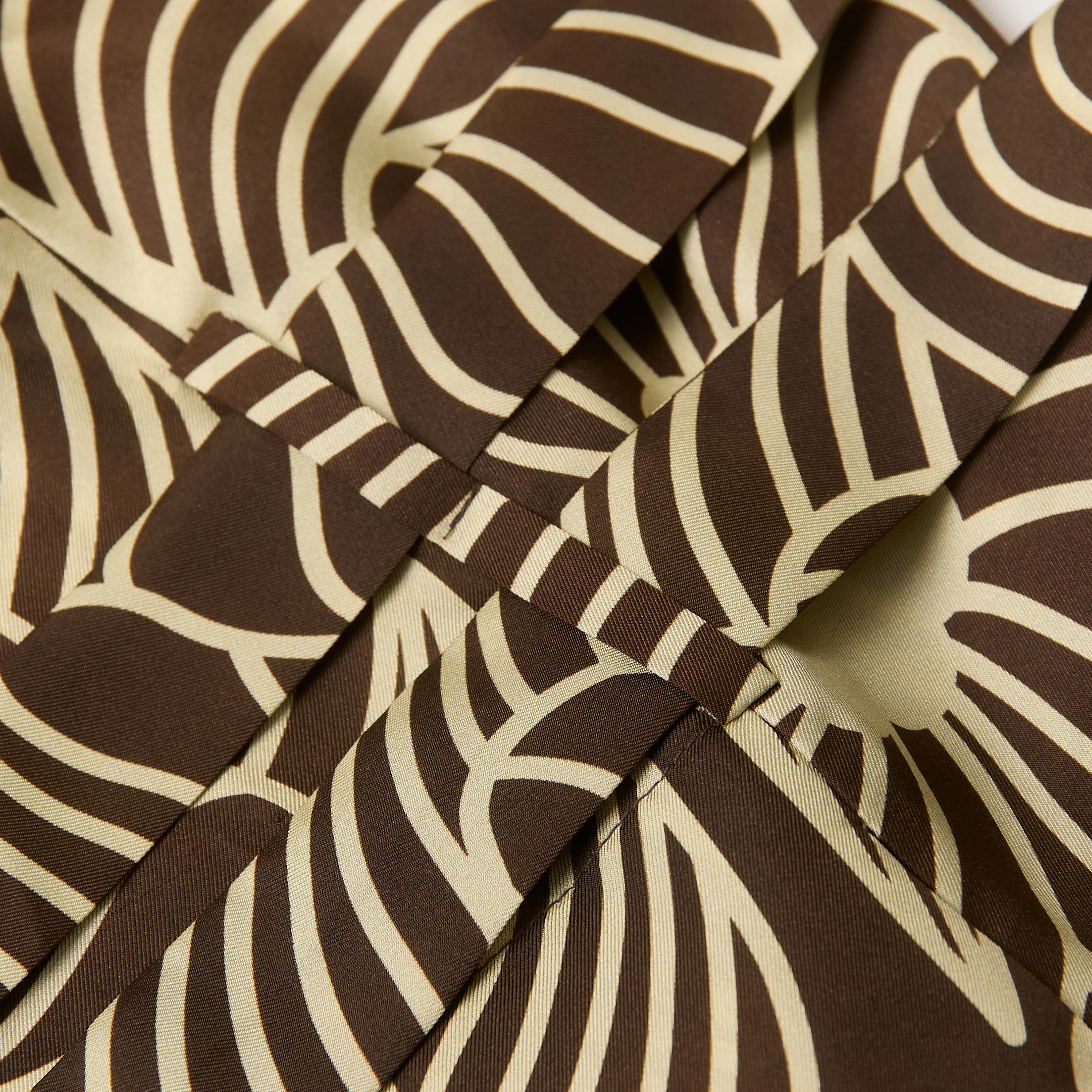 Orla Short Sleeve Belted Silk Dress Moonflower Walnut - Image 5
