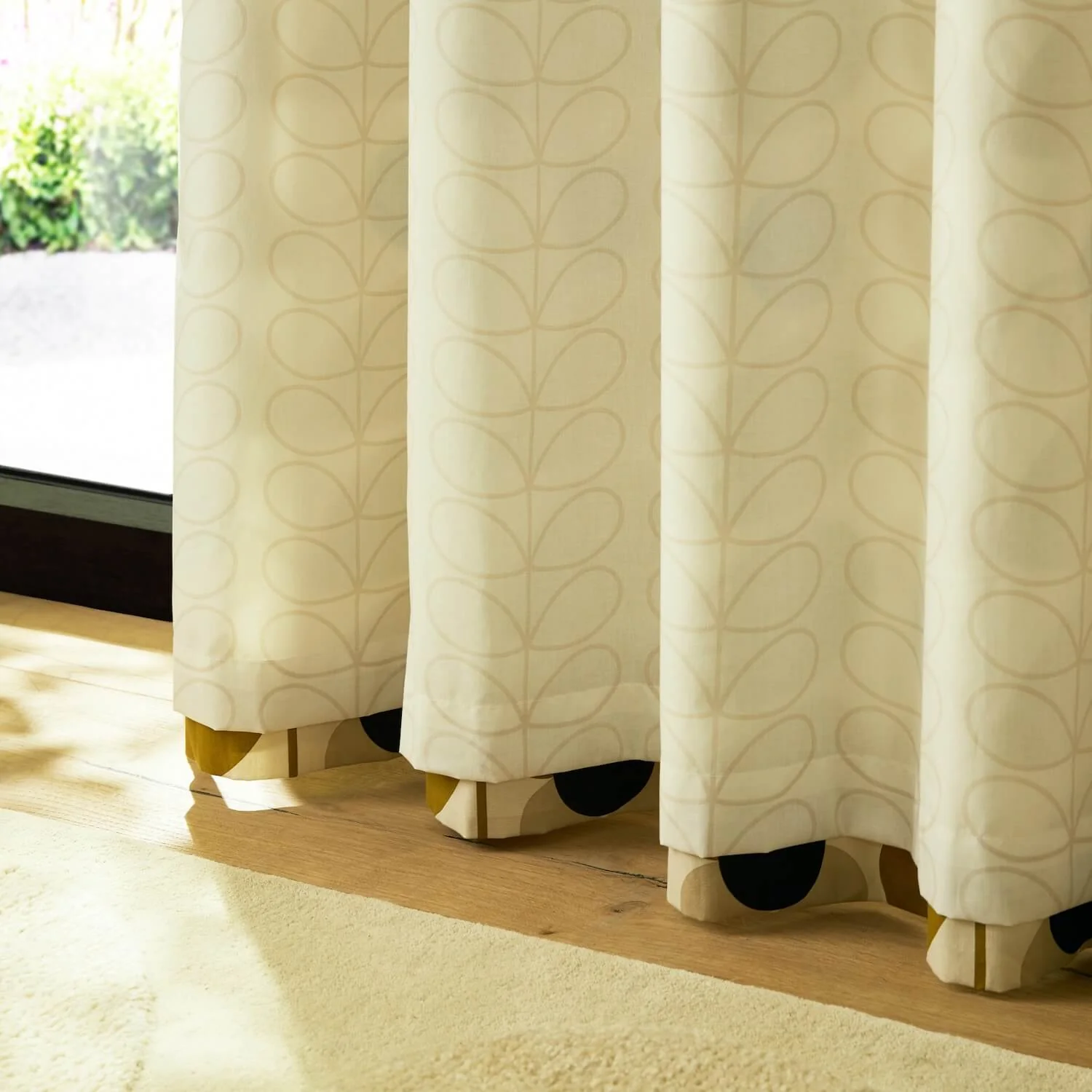 Stem Bloom Lined Eyelet Curtains Antique Gold - Image 4