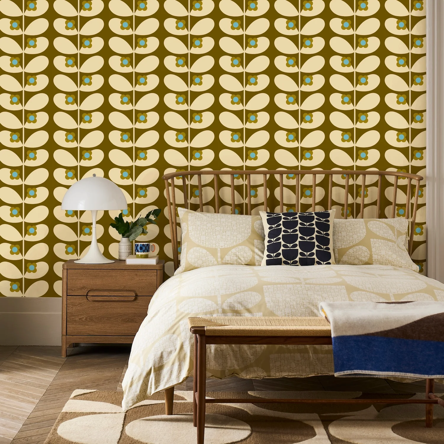 Wild Rose Gold Wallpaper
